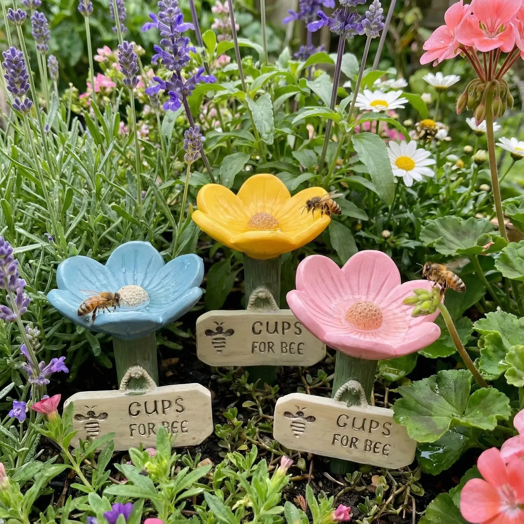 ⏳Limited-time 50% off🐝Flower-Shaped Bee Watering Station💧 - Image 10